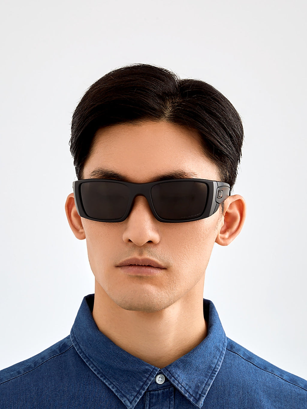 Oakley OO9096 Fuel Cell Men's Rectangle Prizm Sunglasses - Polished Black Frame