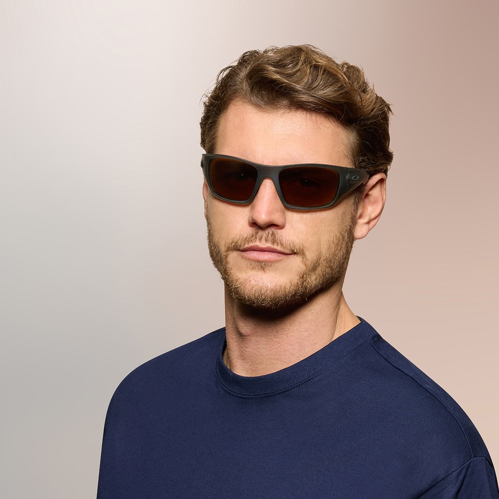 Oakley OO9486 Masseter Men's Rectangle Prizm Sunglasses - Matte Vapor Frame